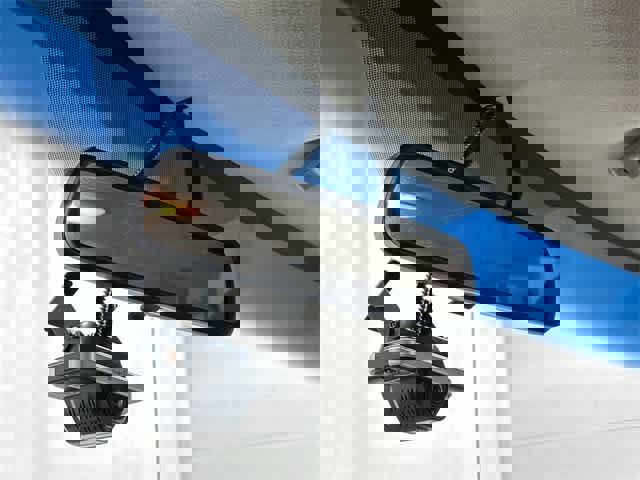 Used 2018 Chevrolet Express 2500 w/ Driver Convenience Package image 21