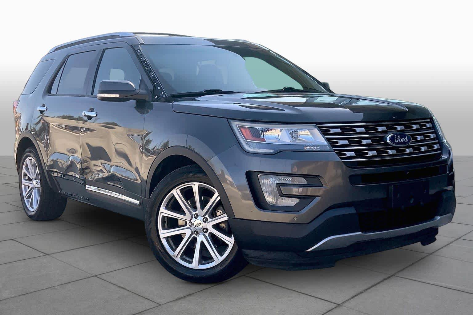 Used 2016 Ford Explorer Limited FWD image 3