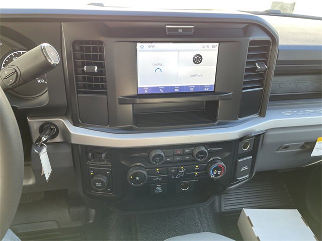 New 2026 Ford F550 4x4 Supercab Super Duty image 14