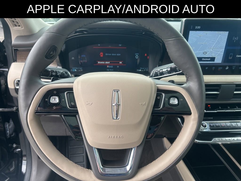 Used 2023 Lincoln Corsair Reserve w/ Equipment Group 201A FWD image 9