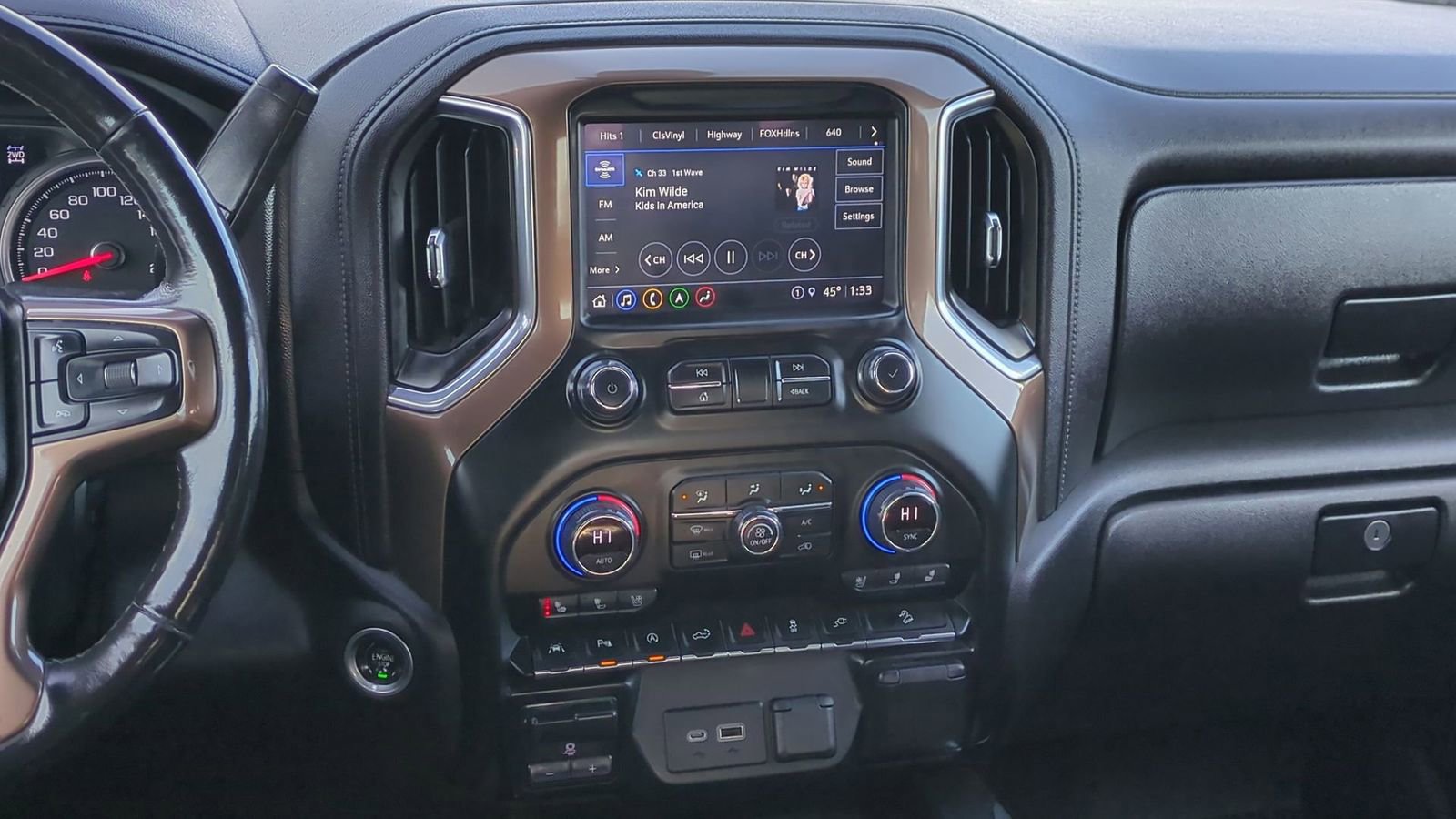 Used 2021 Chevrolet Silverado 1500 High Country w/ Technology Package image 33