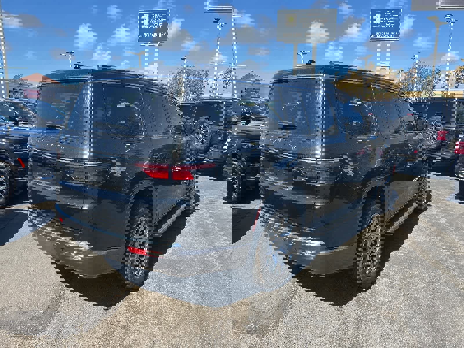 Used 2022 Jeep Wagoneer Series II image 30