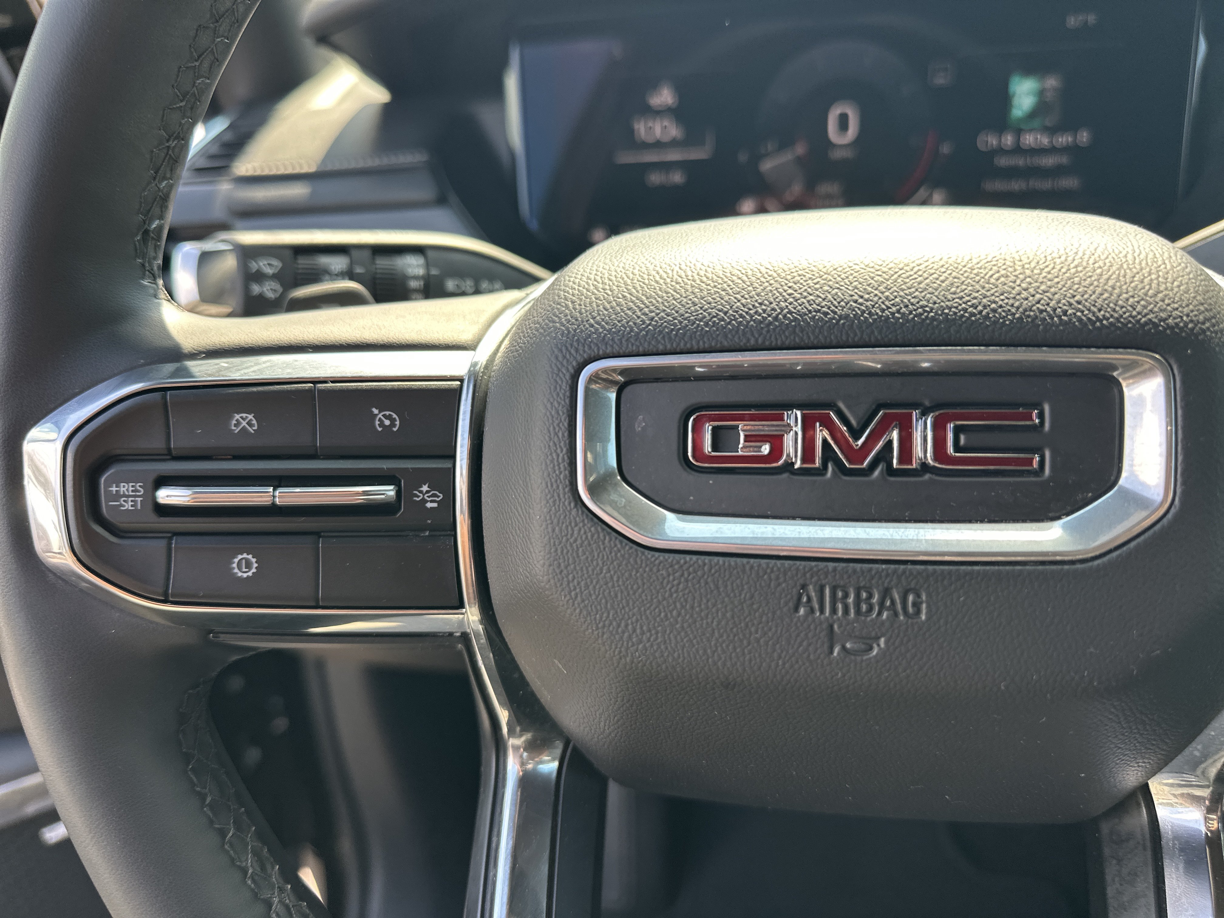 Used 2024 GMC Acadia Elevation FWD image 26