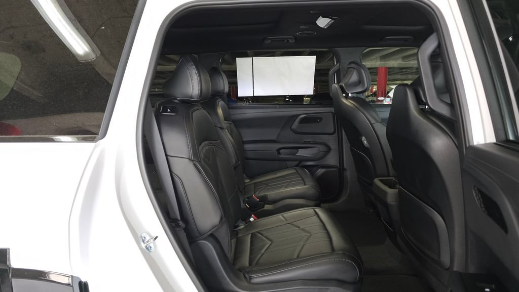 New 2027 Kia Telluride SX X-Pro AWD/4WD image 12