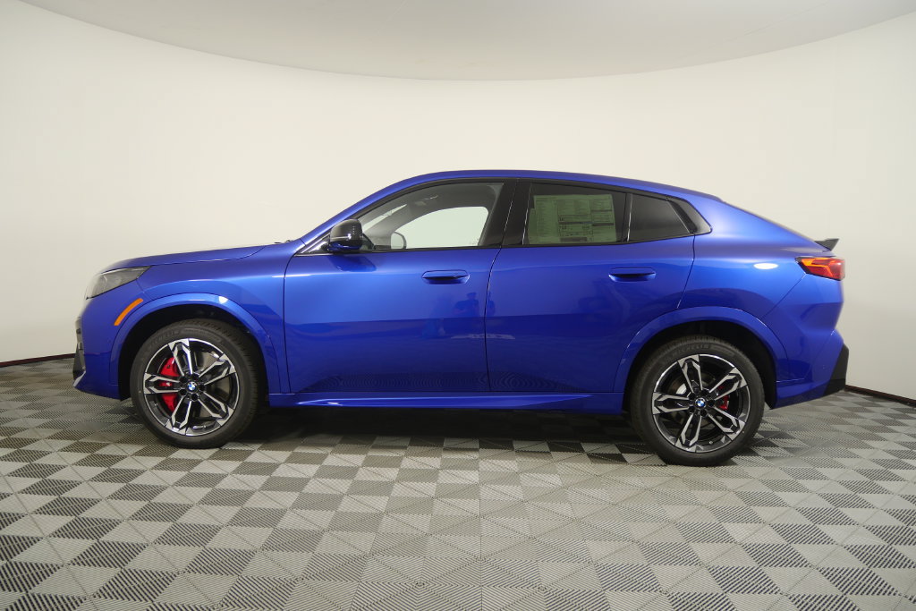 New 2027 BMW X2 xDrive28i AWD/4WD image 7