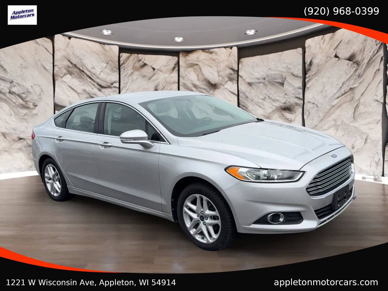 Used 2014 Ford Fusion SE w/ Equipment Group 202A FWD image 3