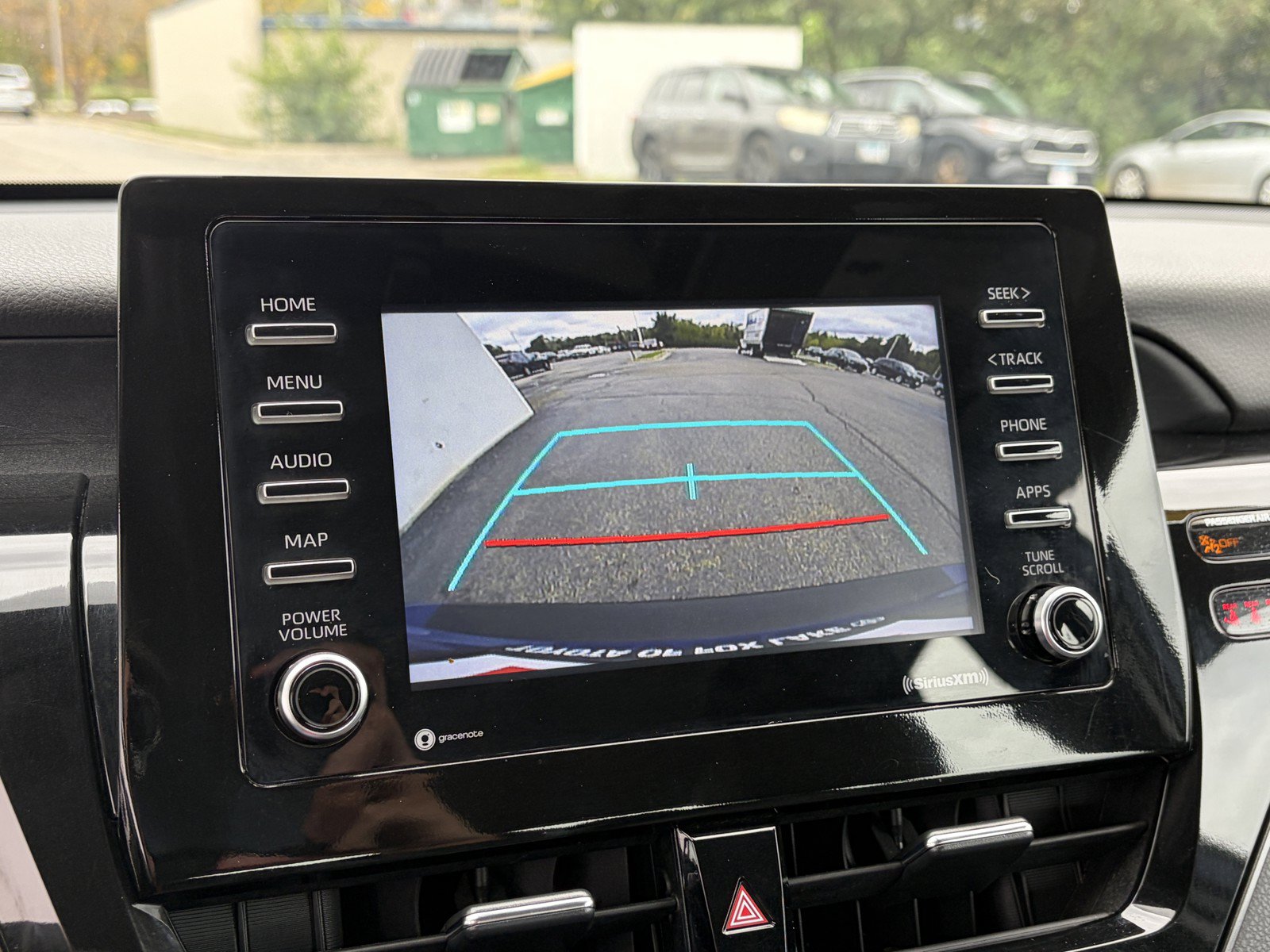 Used 2023 Toyota Camry SE FWD image 18