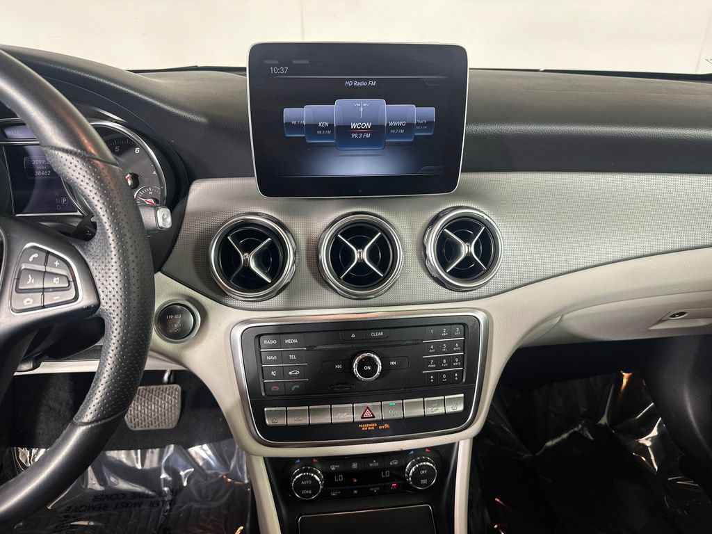 Certified 2020 Mercedes-Benz GLA 250 4MATIC image 28