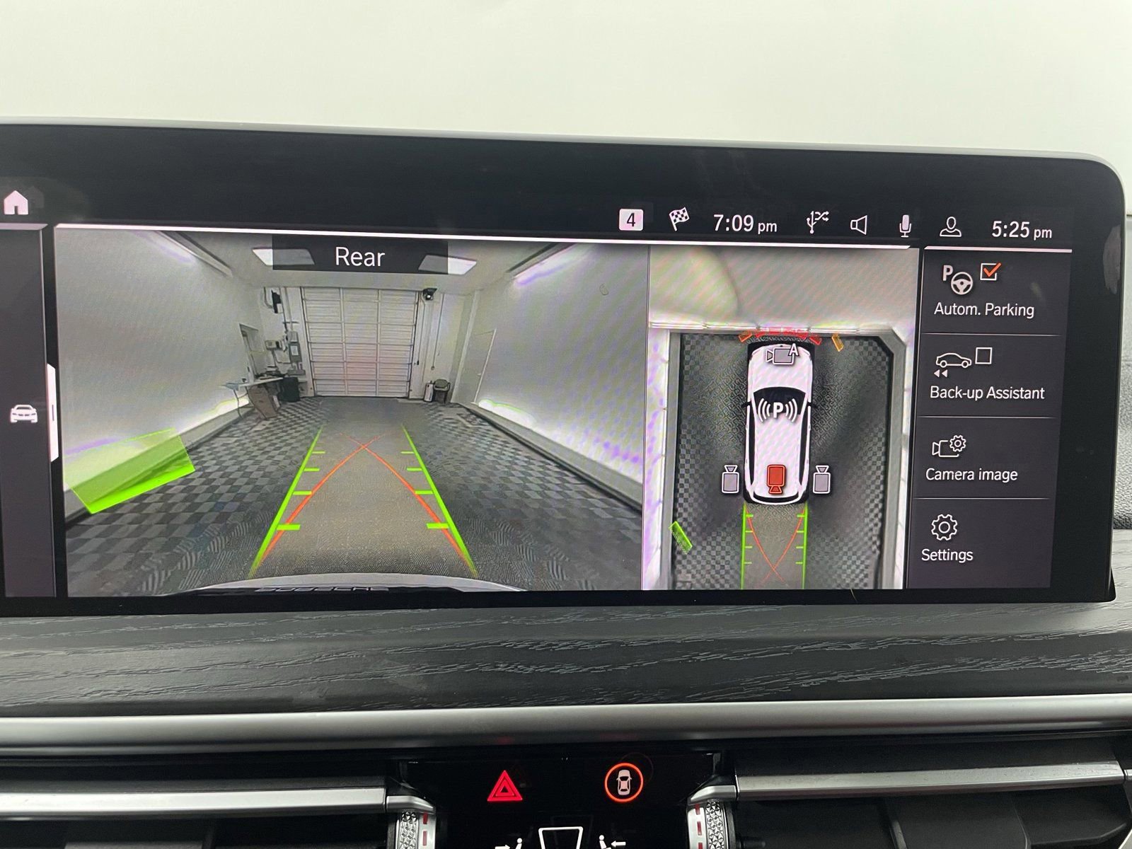 Used 2024 BMW X3 M40i w/ Premium Package image 24