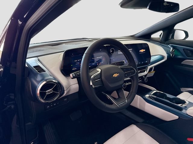 New 2026 Chevrolet Equinox EV LT AWD/4WD image 10