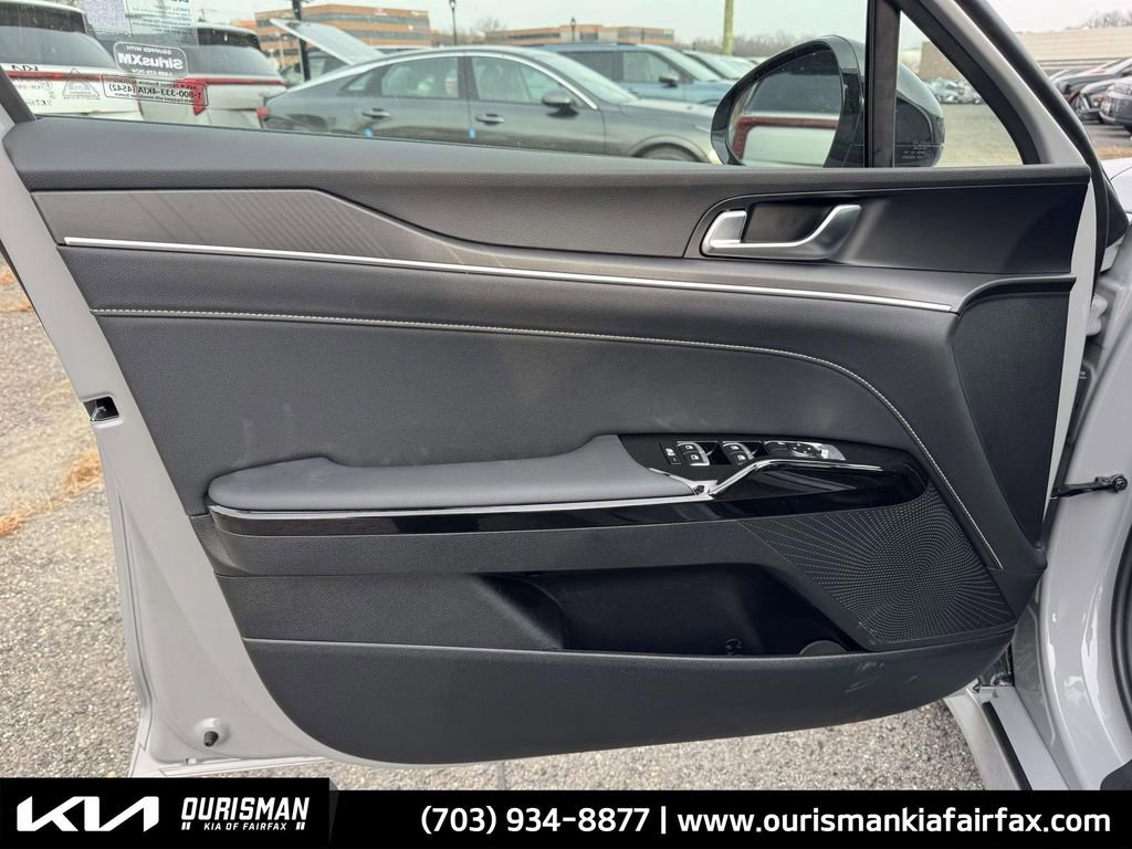 New 2026 Kia K5 GT-Line image 23
