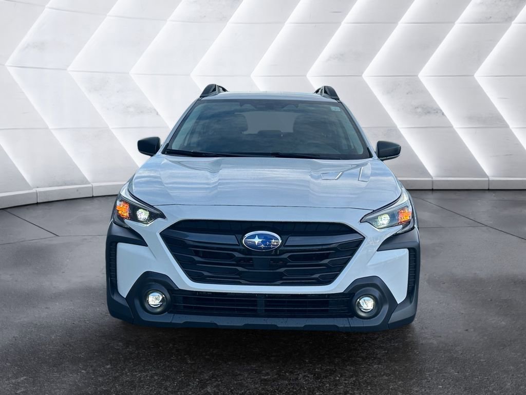 Used 2025 Subaru Outback image 2