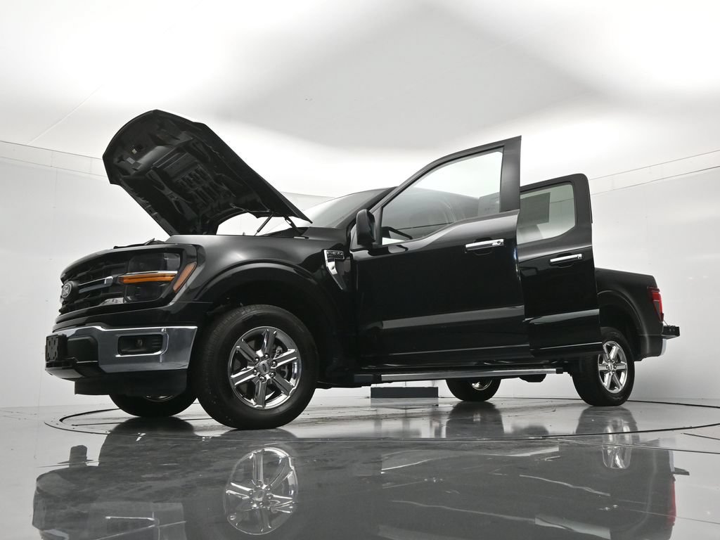 Used 2025 Ford F150 XLT w/ Equipment Group 301A Standard RWD image 48