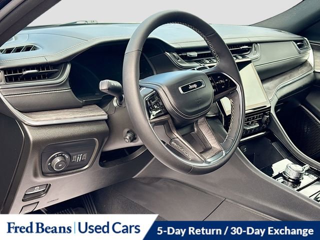 Used 2024 Jeep Grand Cherokee Overland image 9