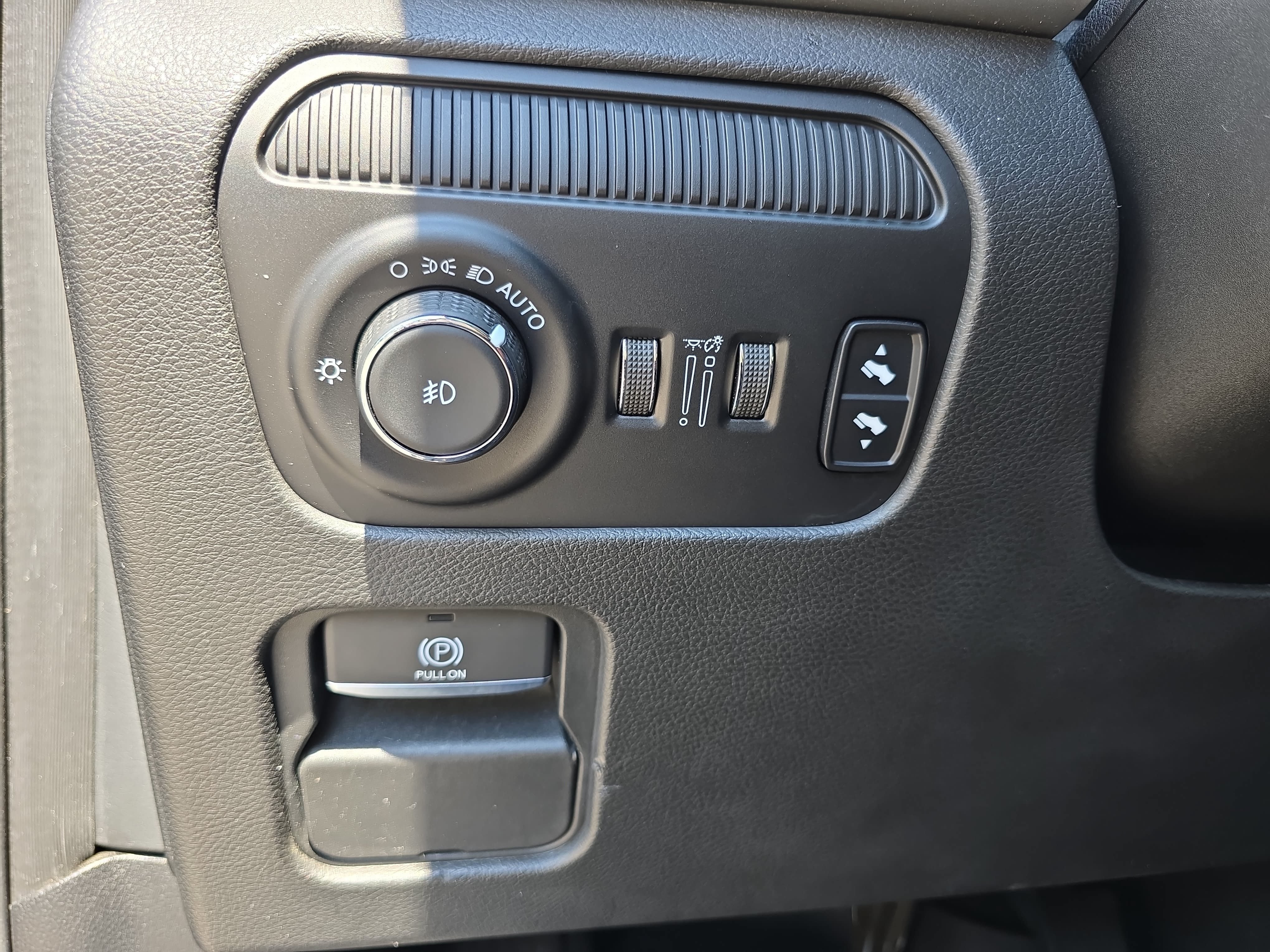 Used 2022 Jeep Wagoneer Series III w/ Flexible Seating Group AWD/4WD image 25