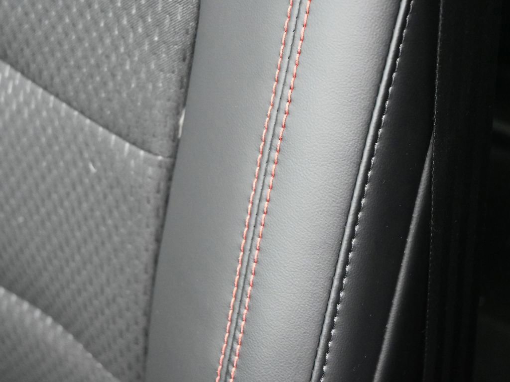 New 2025 Ford Escape ST-Line Elite image 27