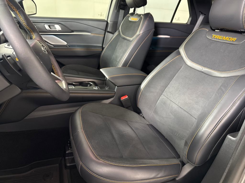 Used 2026 Ford Explorer Tremor w/ Tremor Ultimate Package AWD/4WD image 11