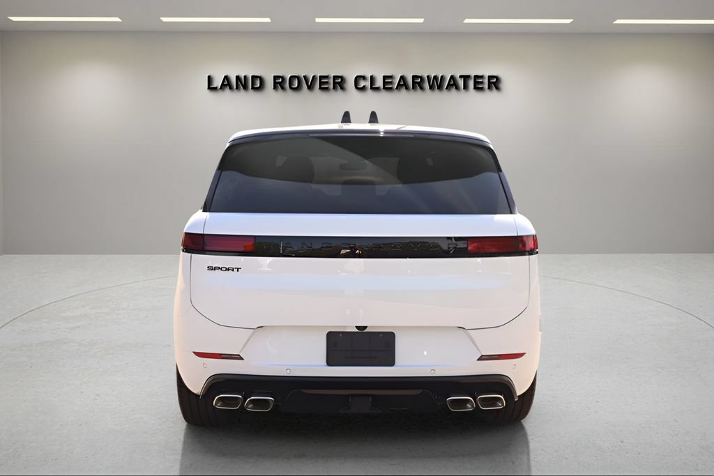 Used 2026 Land Rover Range Rover Sport Dynamic SE AWD/4WD image 4