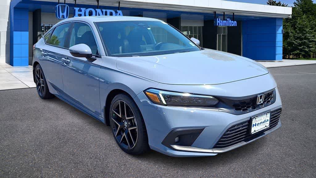 Used 2024 Honda Civic Sport Touring image 2