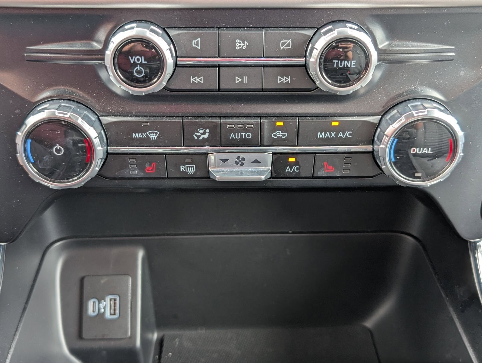 Used 2023 Ford F150 XLT w/ Equipment Group 302A High AWD/4WD image 19