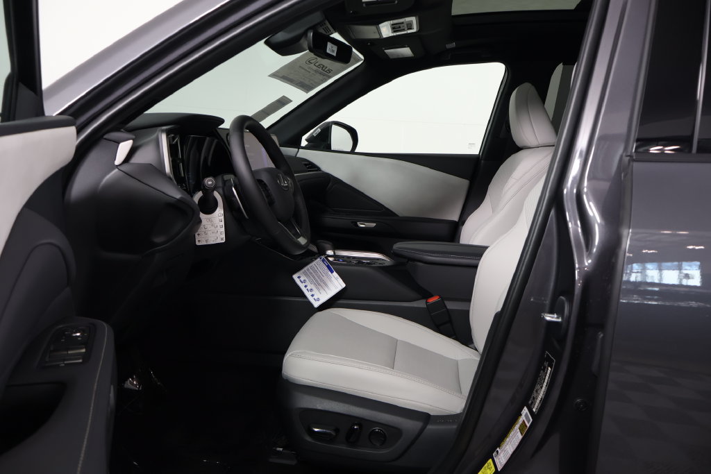 New 2026 Lexus TX 350 AWD w/ Technology Package image 5