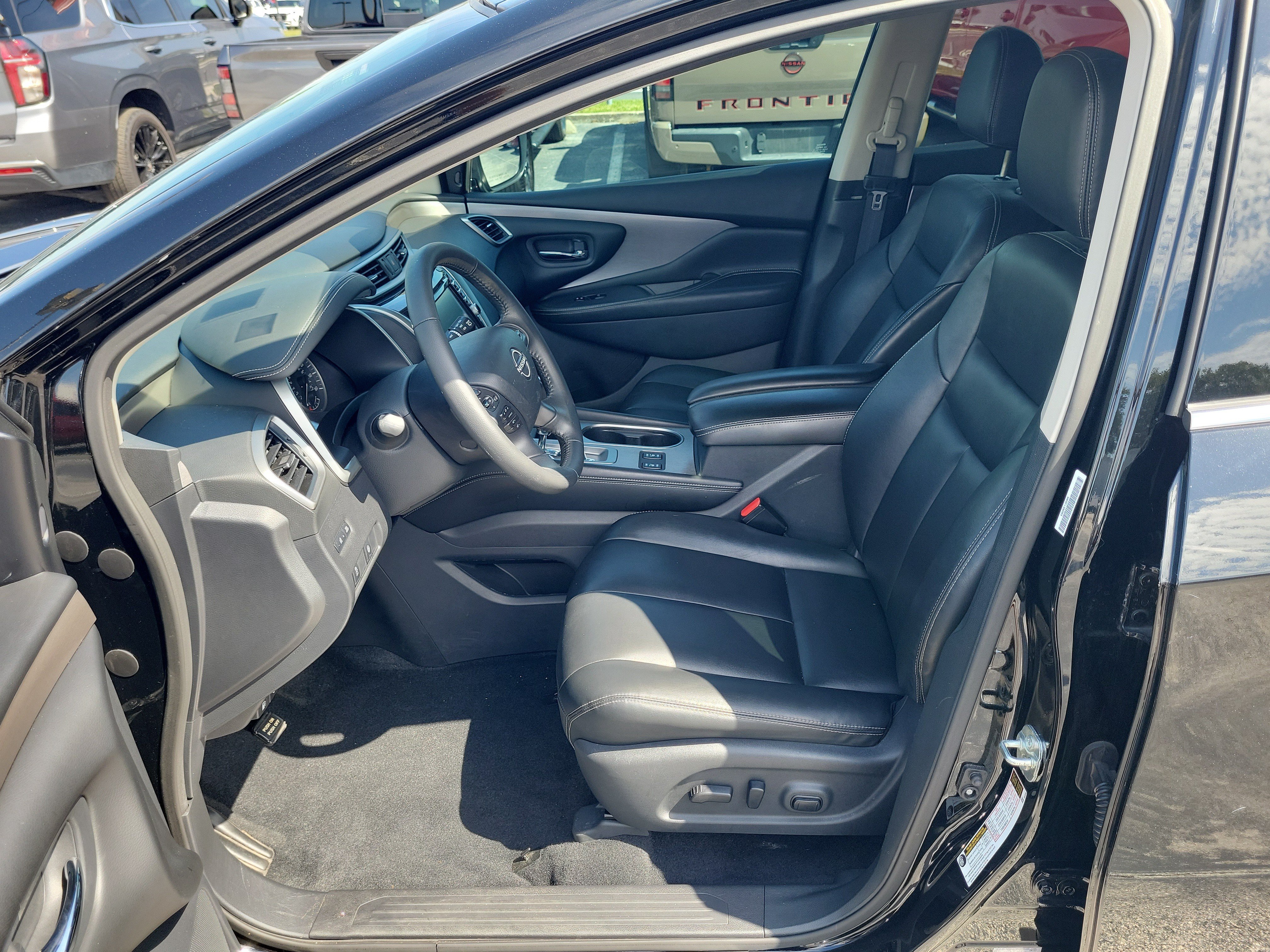 Certified 2023 Nissan Murano SV FWD image 12
