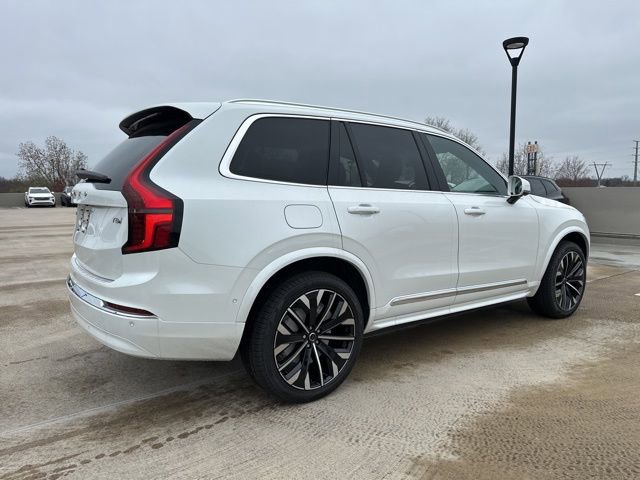 New 2026 Volvo XC90 T8 Plus w/ Protection Package Premier image 7