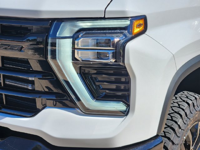 New 2026 Chevrolet Silverado 2500 LTZ w/ Trail Boss Package AWD/4WD image 17