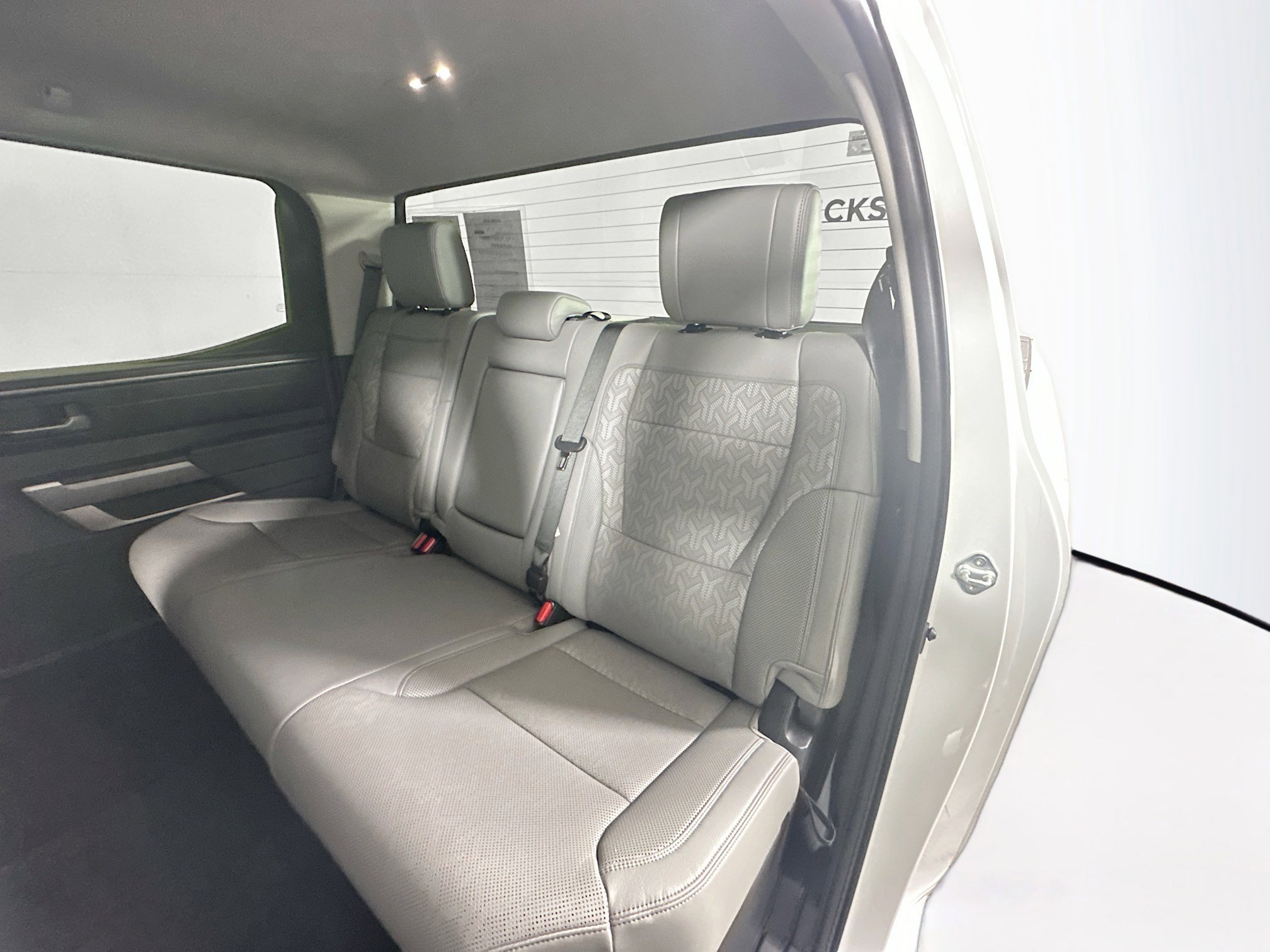 Used 2022 Toyota Tundra SR5 w/ SR5 Premium Package image 26