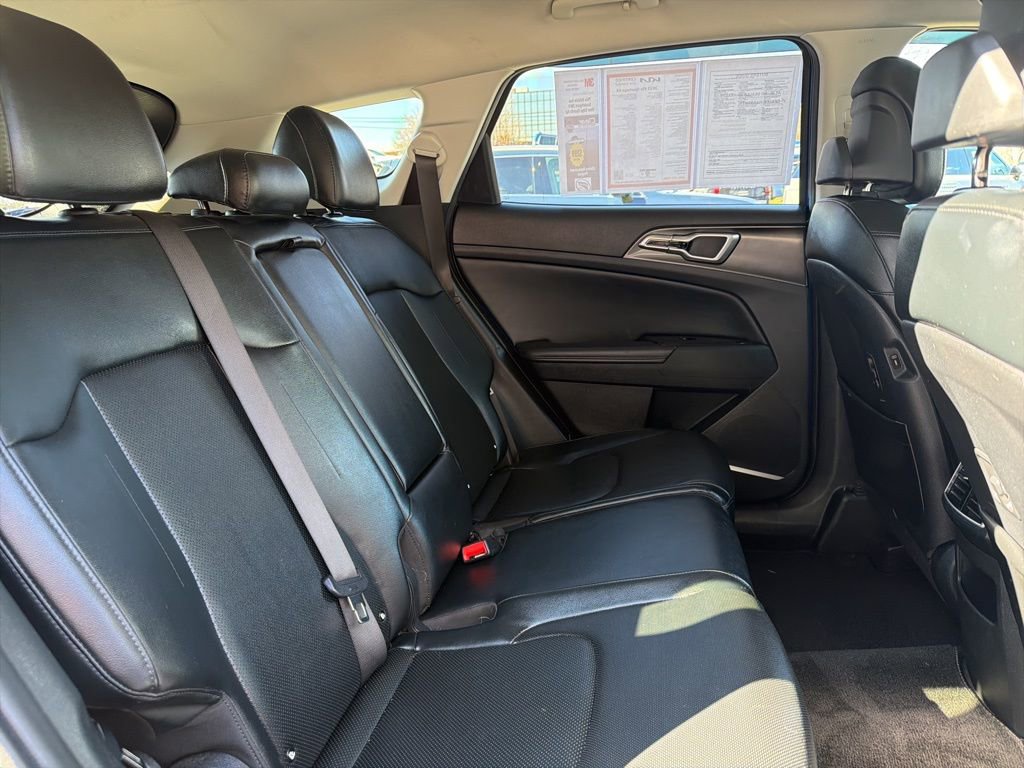 Certified 2023 Kia Sportage EX image 14