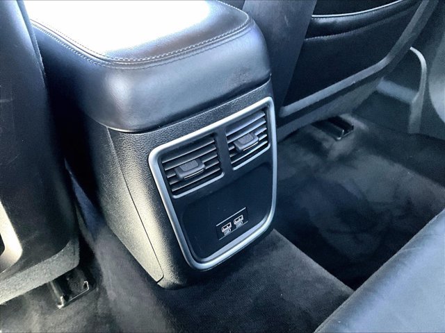Used 2018 Chrysler 300 Touring w/ Sport Appearance Package RWD image 22