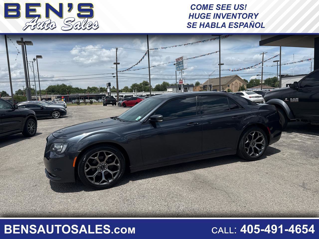 Used 2018 Chrysler 300 S w/ 300S Premium Group RWD image 1