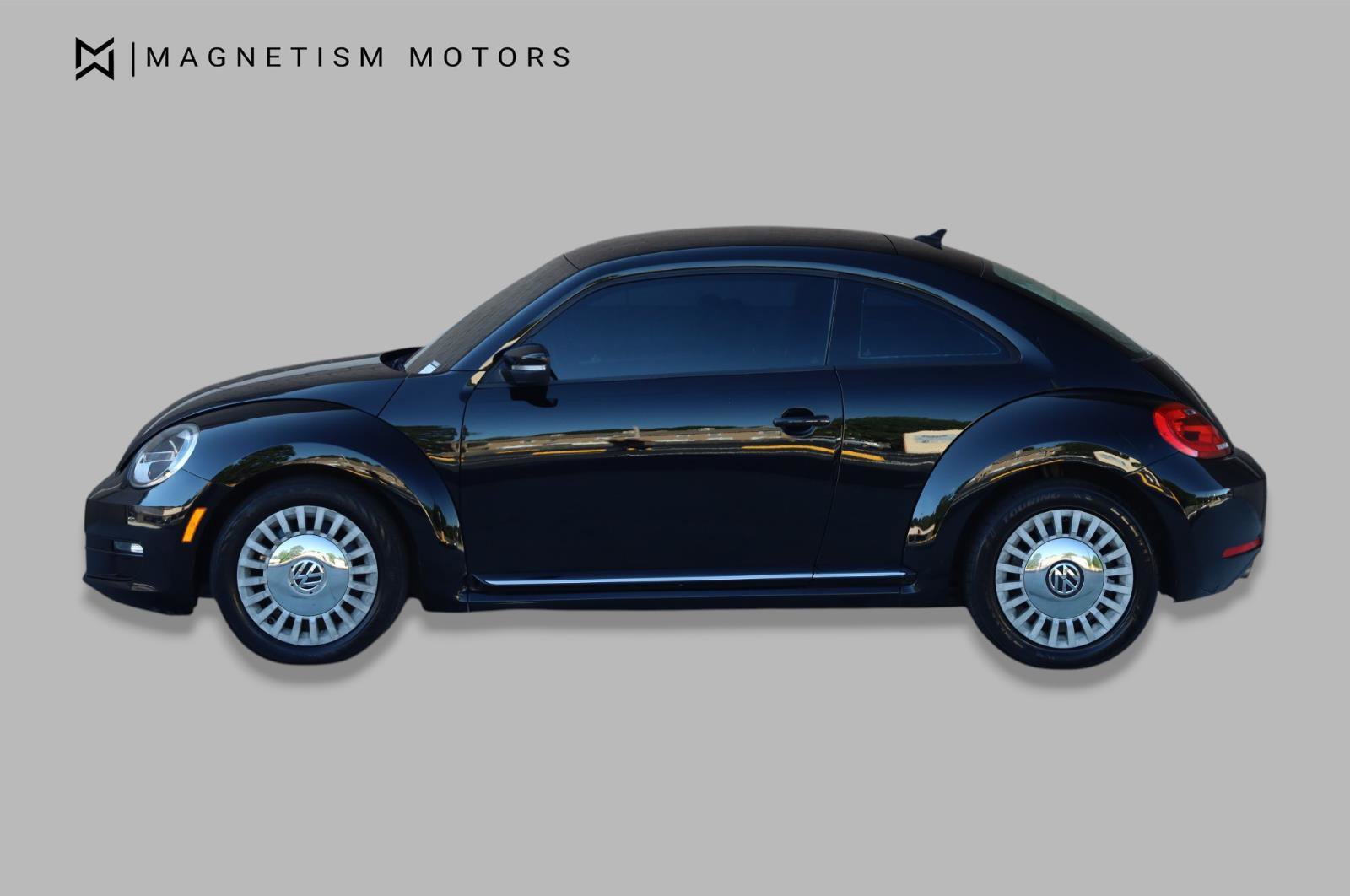 Used 2015 Volkswagen Beetle 1.8T FWD image 3