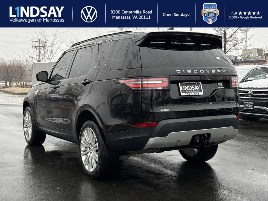 Used 2017 Land Rover Discovery HSE image 4