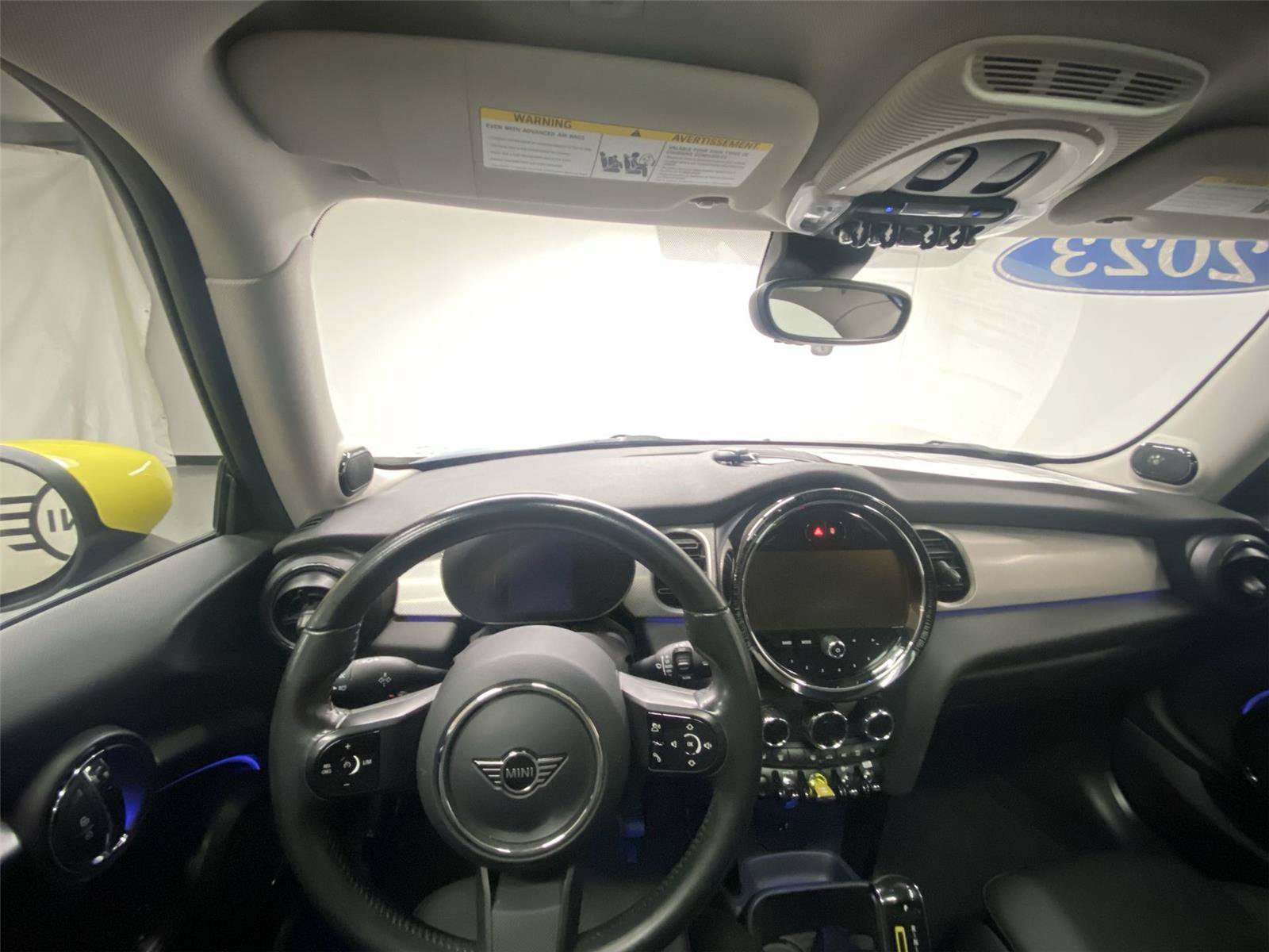 Used 2023 MINI Cooper SE FWD image 31