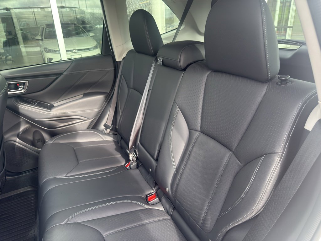 Used 2023 Subaru Forester Touring image 18