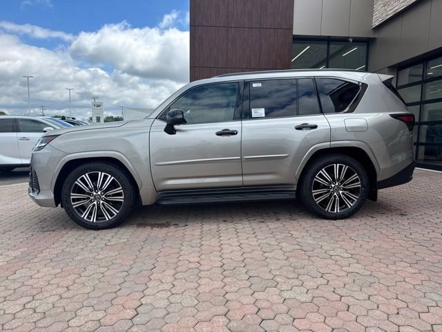 New 2026 Lexus LX 600 4WD w/ Appearance Package image 13