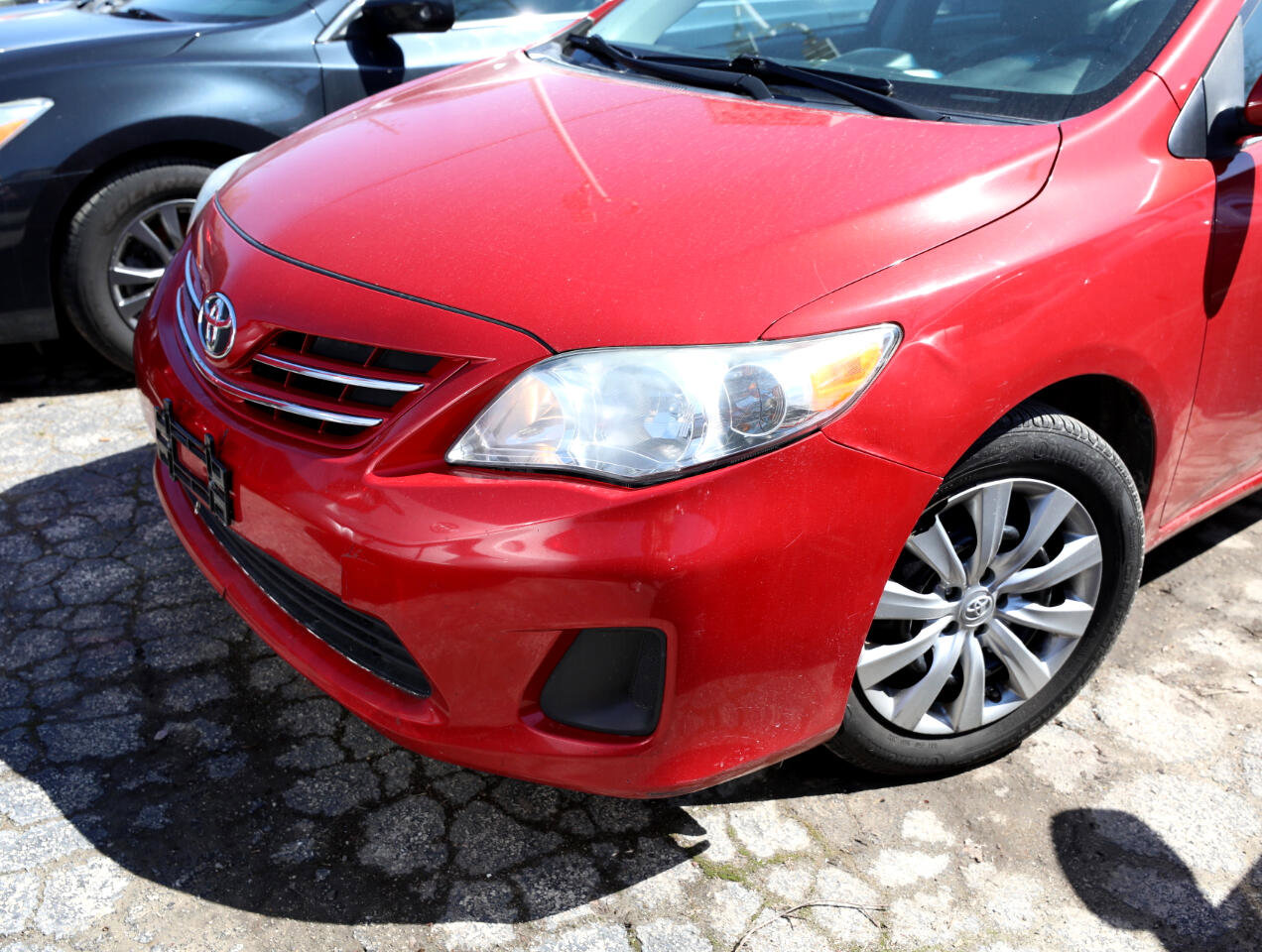 Used 2013 Toyota Corolla LE image 2
