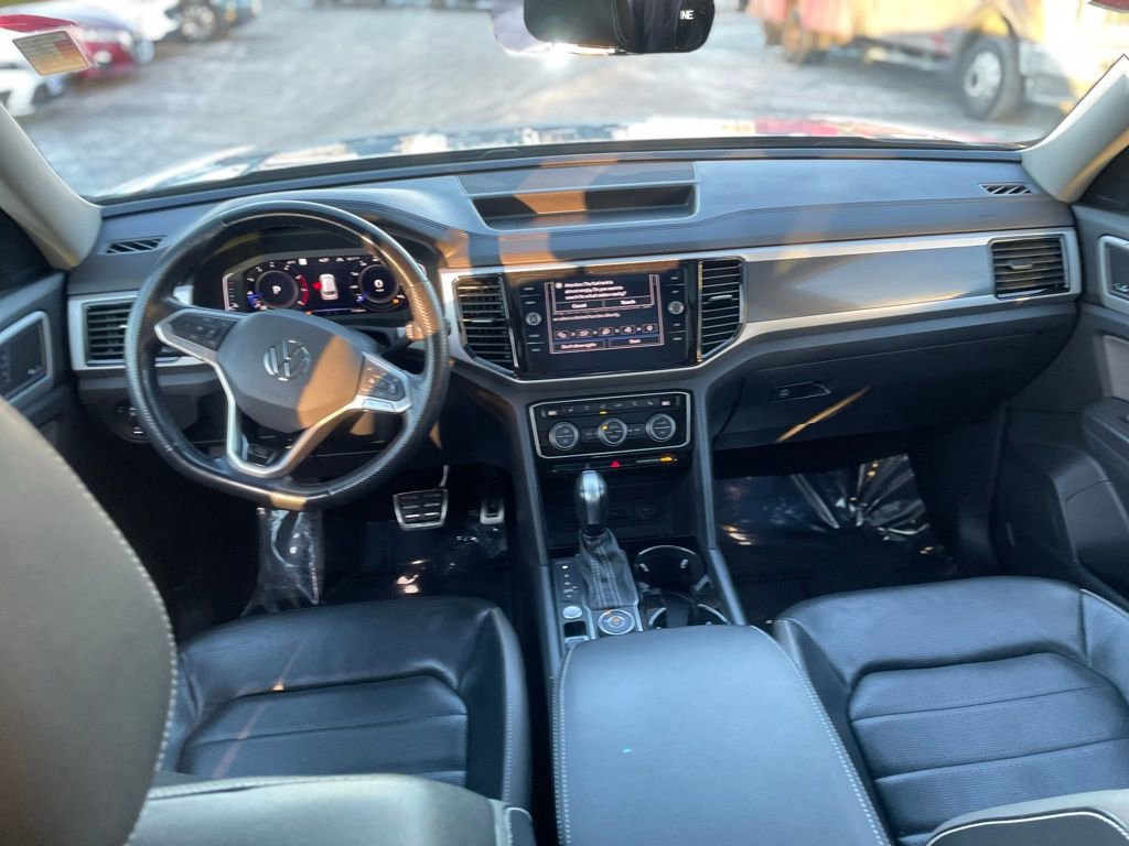 Used 2022 Volkswagen Atlas SEL Premium image 10