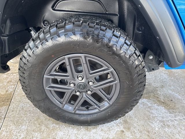 Used 2024 Jeep Wrangler Sport S image 36