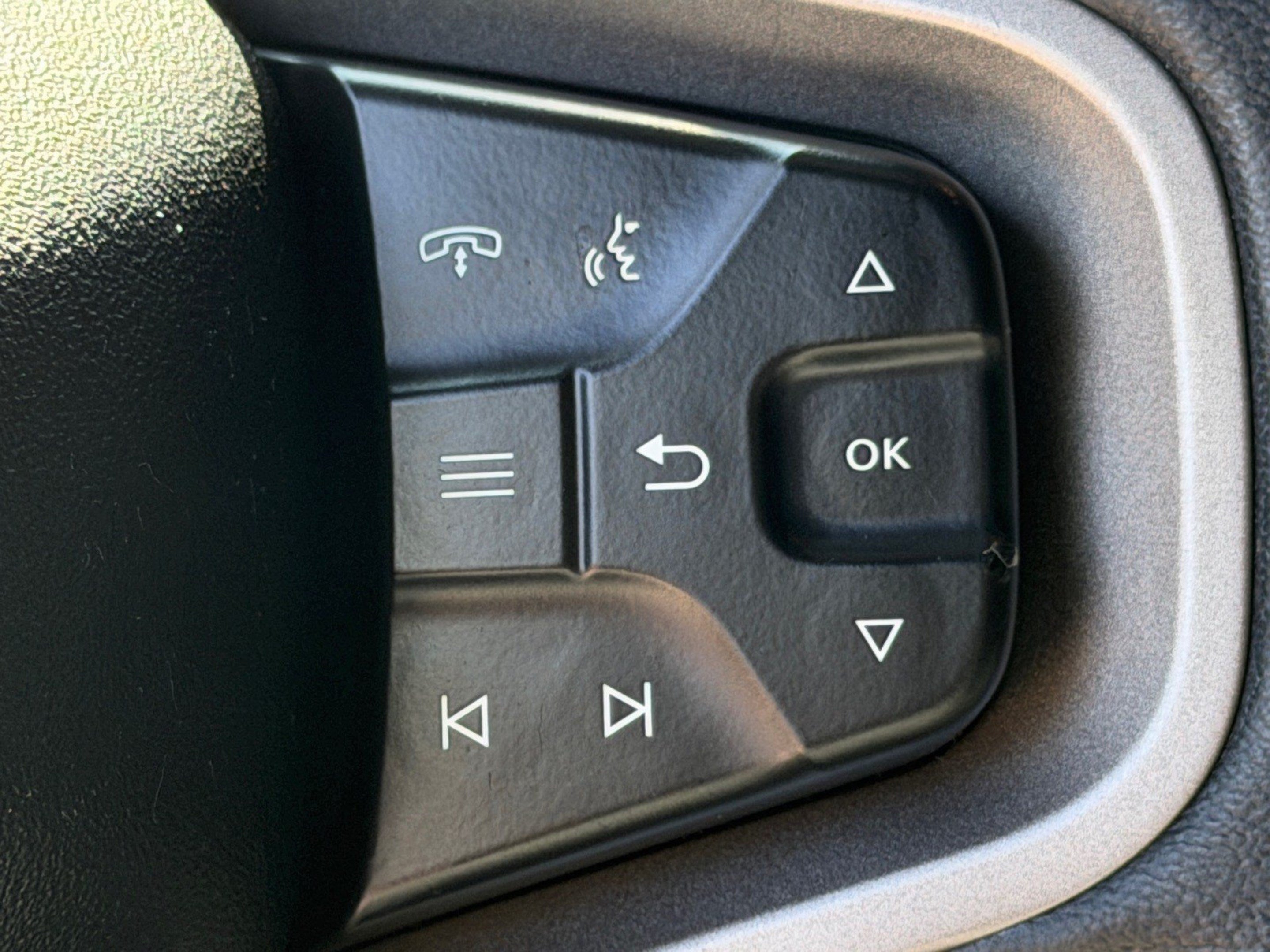 Used 2021 Ford Bronco First Edition AWD/4WD image 30