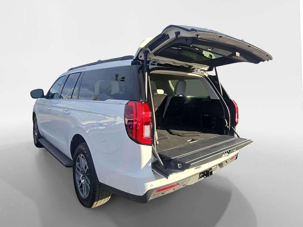 Used 2025 Ford Expedition Max Active image 21
