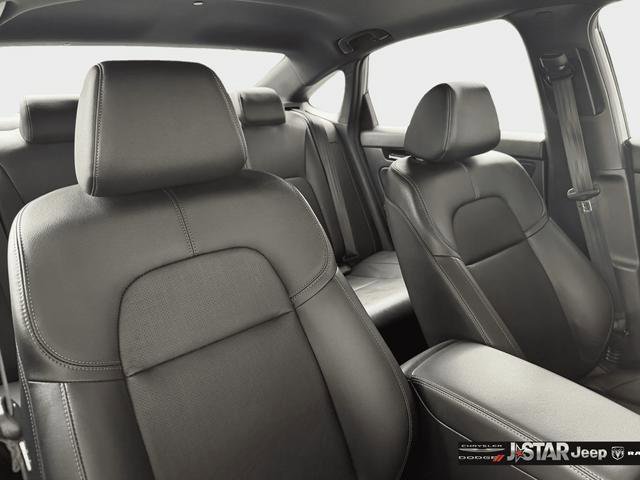 Used 2025 Honda Civic Sport image 13