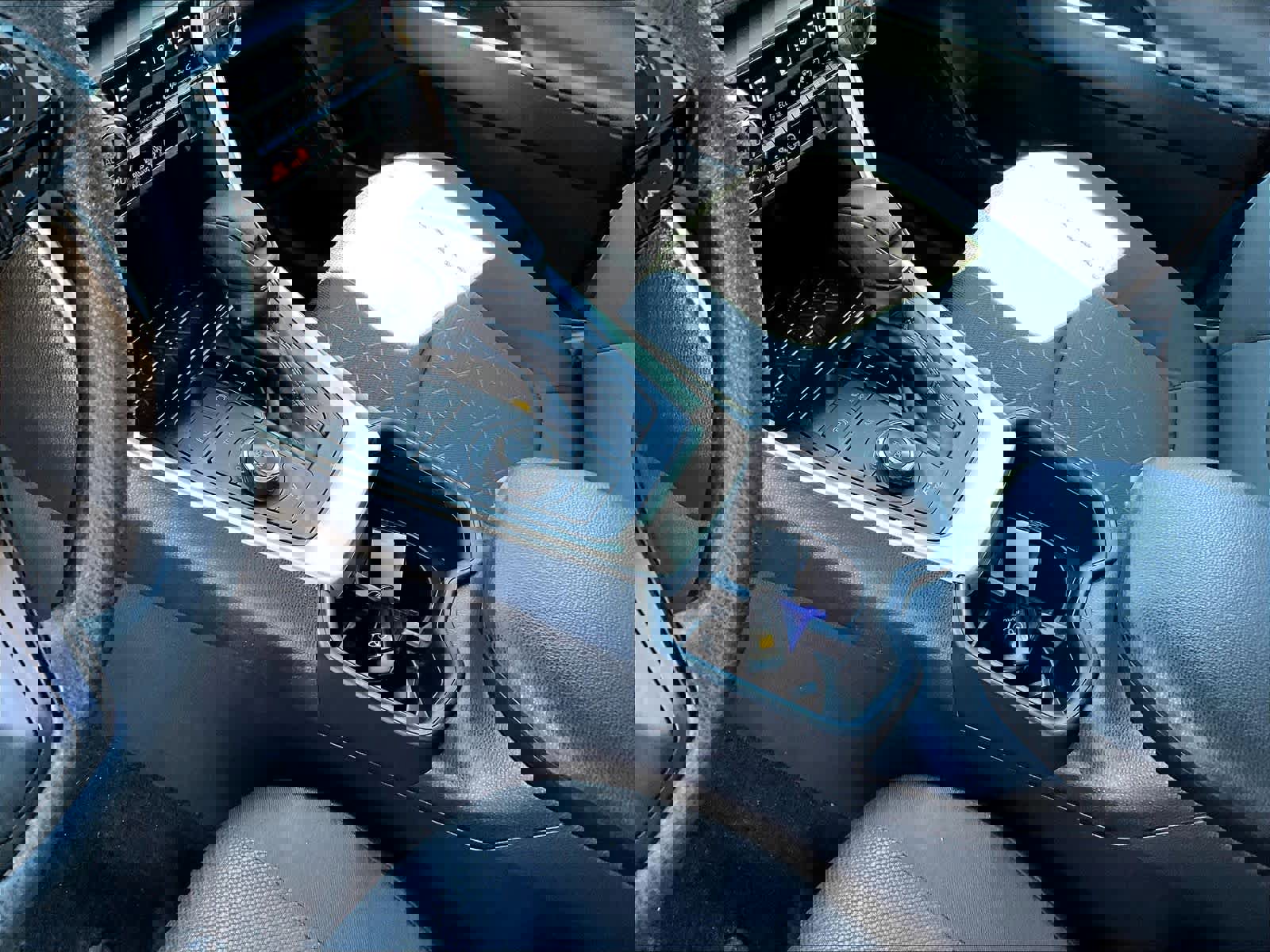 Used 2025 Toyota RAV4 XLE image 20