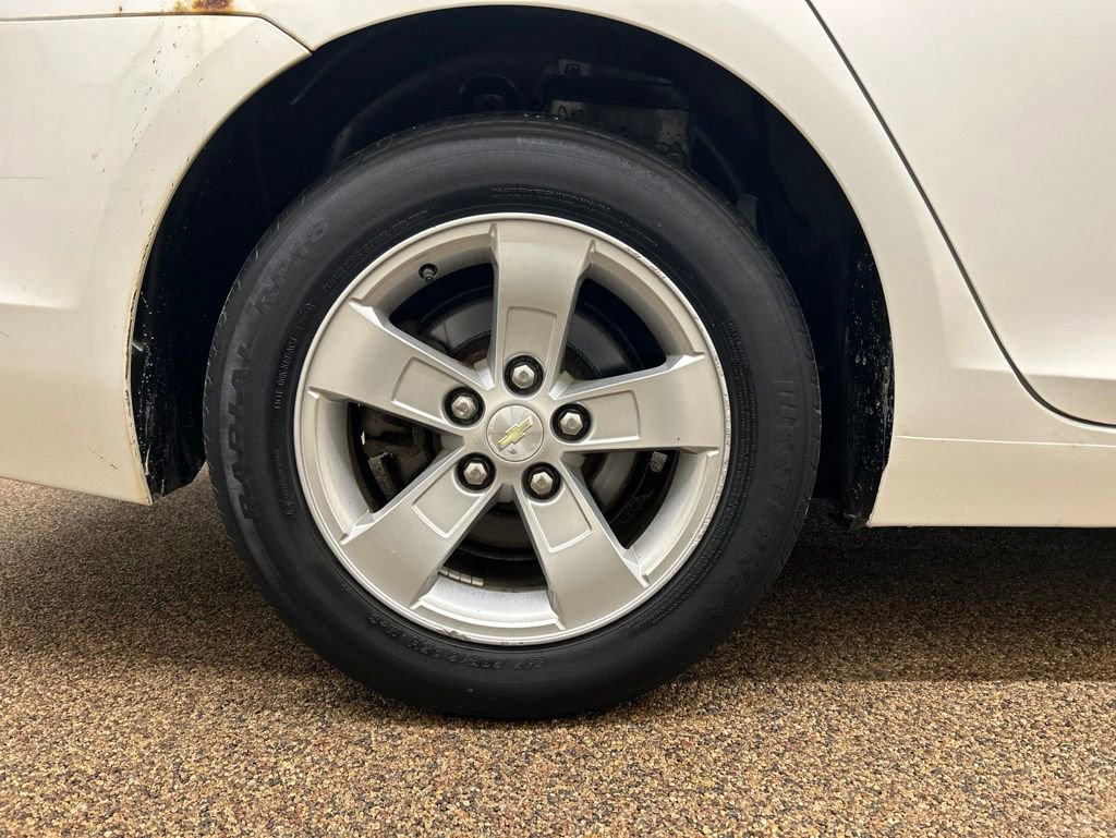 Used 2013 Chevrolet Malibu LS FWD image 28