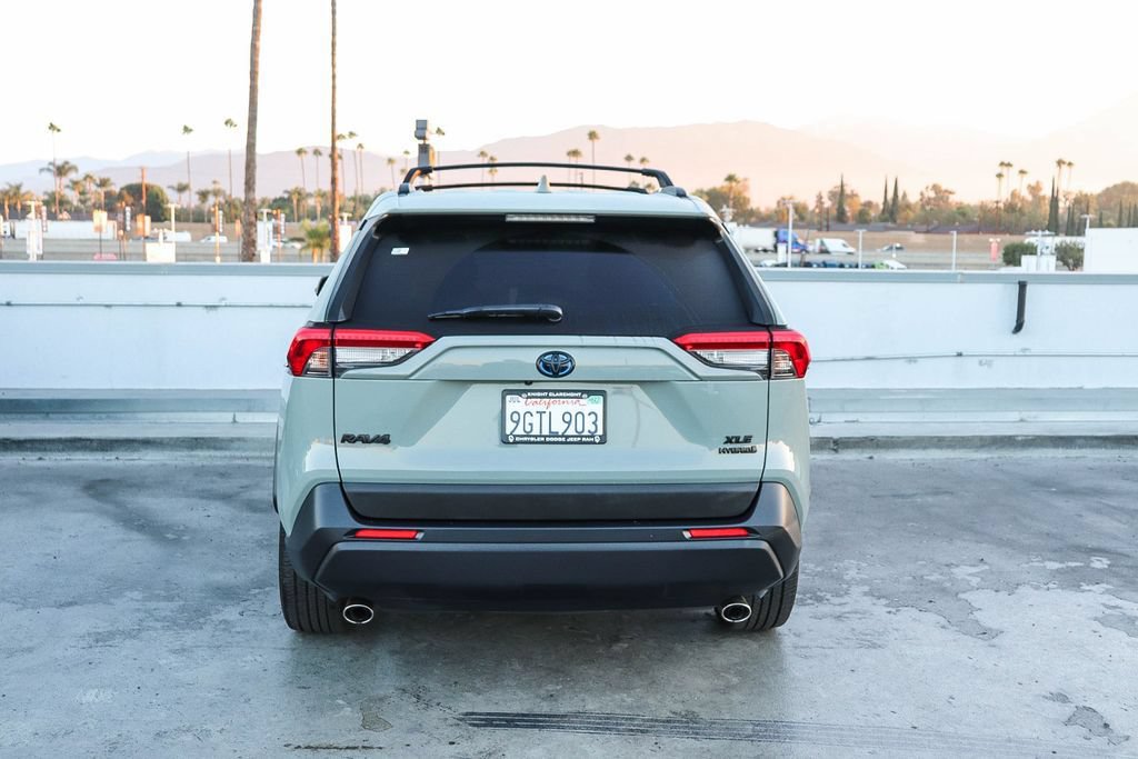 Used 2023 Toyota RAV4 XLE Premium AWD/4WD image 8