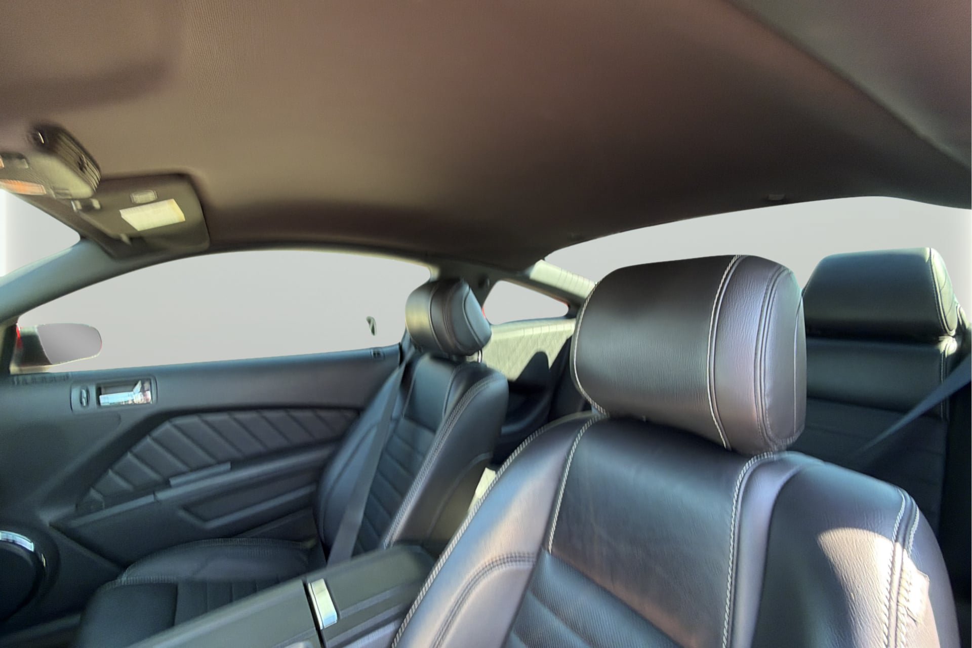 Used 2013 Ford Mustang GT Premium w/ Security Pkg RWD image 32