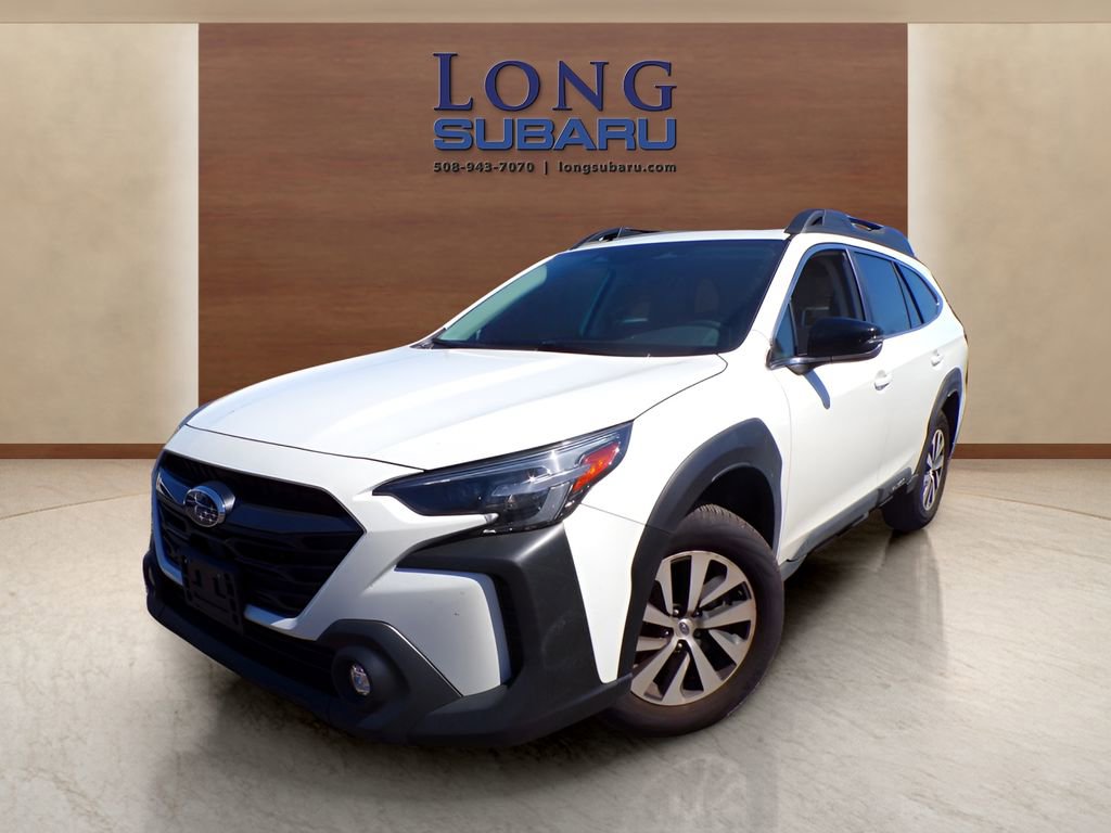 Certified 2025 Subaru Outback Premium AWD/4WD image 1