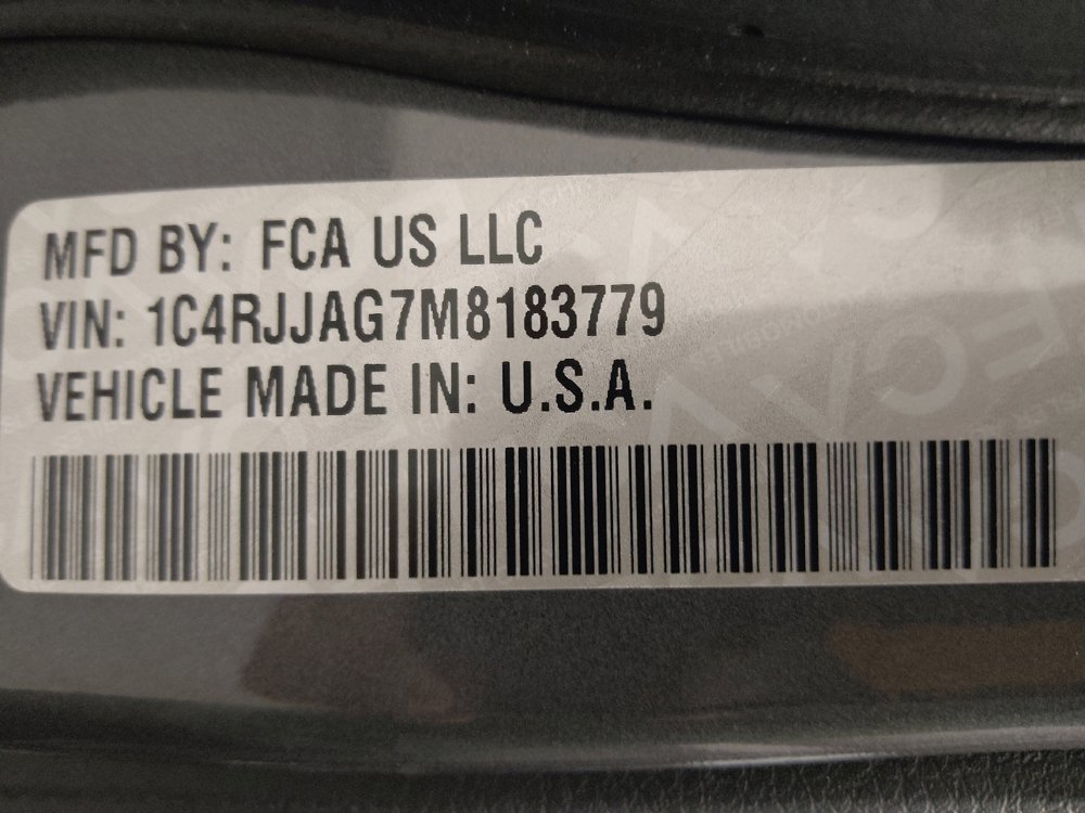 Used 2021 Jeep Grand Cherokee L Laredo RWD image 33