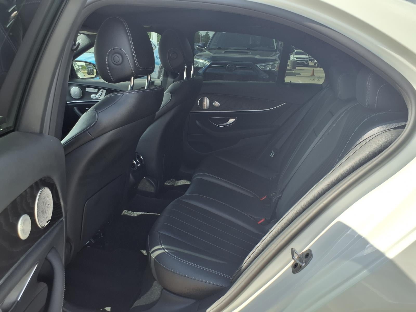 Used 2023 Mercedes-Benz E 350 Sedan image 11